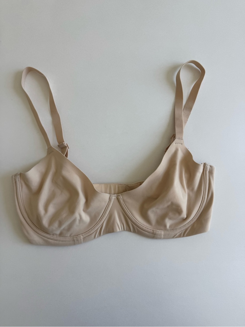 SKIMS Smooth Nude Underwire Bra
